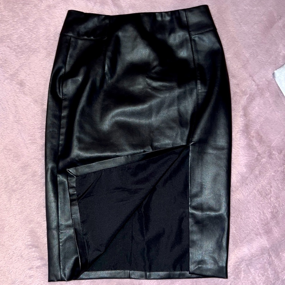 H&M Black Faux Leather skirt with side slit